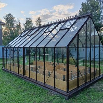 Грядки в теплицу и паркет / Раменский район // Июнь 2023