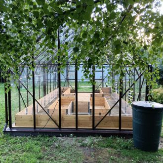 Грядки в теплицу и паркет / Раменский район // Июнь 2023