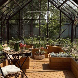 Грядки в теплицу и паркет / Раменский район // Июнь 2023 (обновление — июнь 2024)