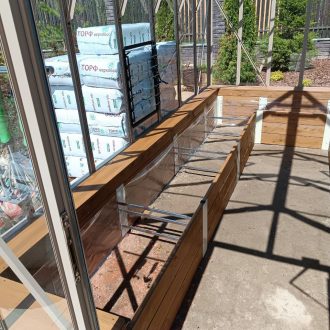 Компактная теплица и грядка / КП Новое Семкино — Рязанская область // Май 2024