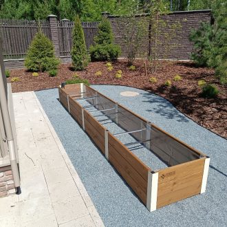 Компактная теплица и грядка / КП Новое Семкино — Рязанская область // Май 2024