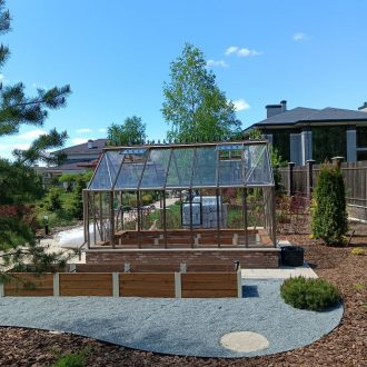 Компактная теплица и грядка / КП Новое Семкино — Рязанская область // Май 2024