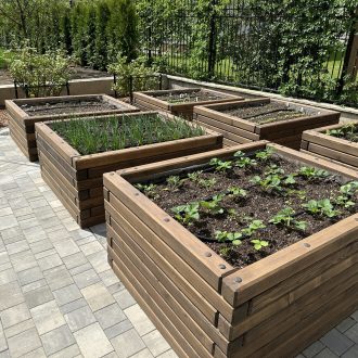 Грядки из бруса лиственницы / Чеховский район // Июнь 2025