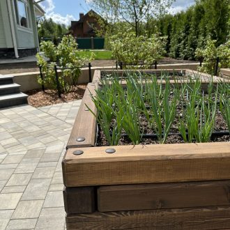 Грядки из бруса лиственницы / Чеховский район // Июнь 2025