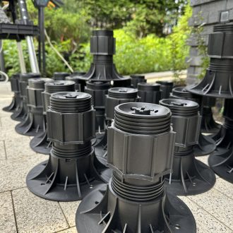 Открытая терраса из лиственницы / Мэдисон Парк // Июнь 2025