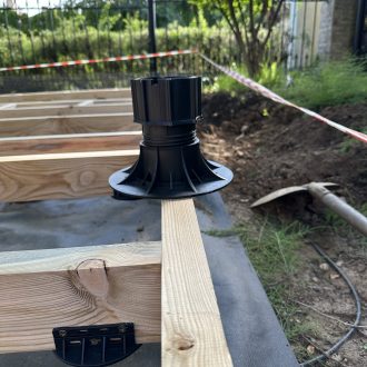 Открытая терраса из лиственницы / Мэдисон Парк // Июнь 2025