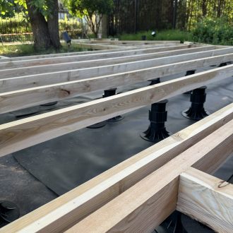 Открытая терраса из лиственницы / Мэдисон Парк // Июнь 2025