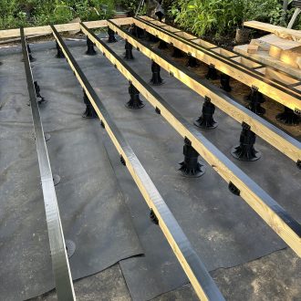 Открытая терраса из лиственницы / Мэдисон Парк // Июнь 2025