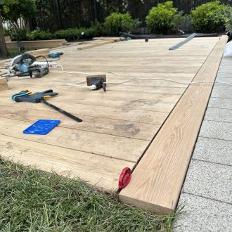 Открытая терраса из лиственницы / Мэдисон Парк // Июнь 2025