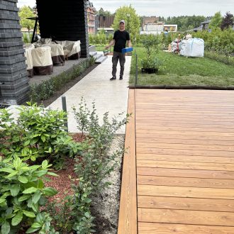 Открытая терраса из лиственницы / Мэдисон Парк // Июнь 2025