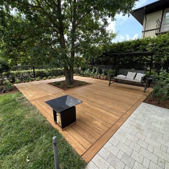 Открытая терраса из лиственницы / Мэдисон Парк // Июнь 2025