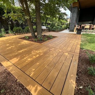 Открытая терраса из лиственницы / Мэдисон Парк // Июнь 2025
